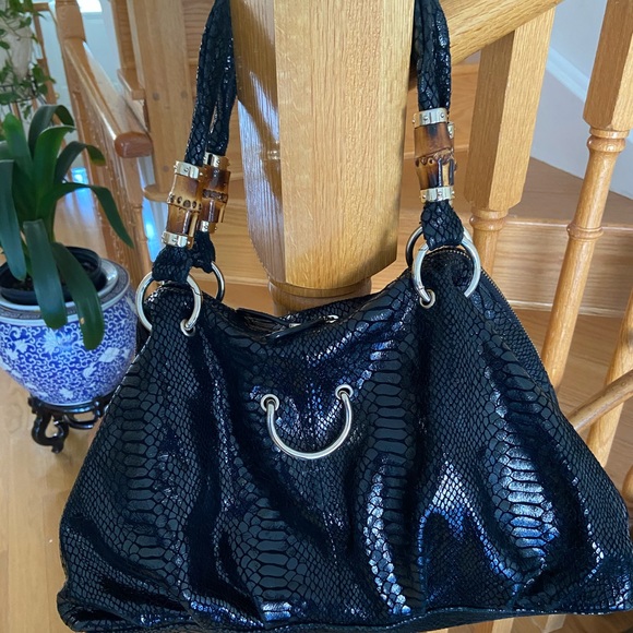 Gucci Tote - Picture 2 of 3